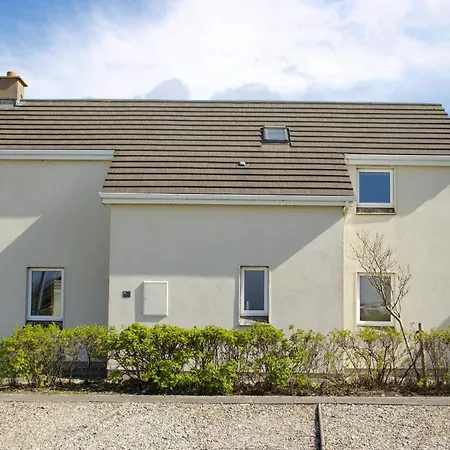 6 Aillebrack Cois Farraige Holiday home Ballyconneely