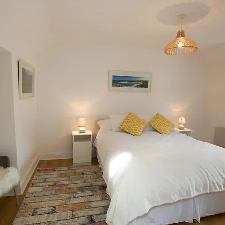 6 Aillebrack Cois Farraige Holiday home *
